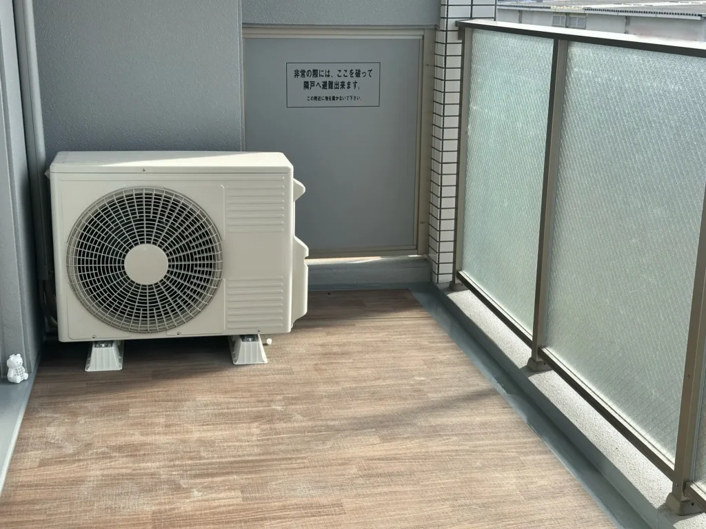 エアコン室外機