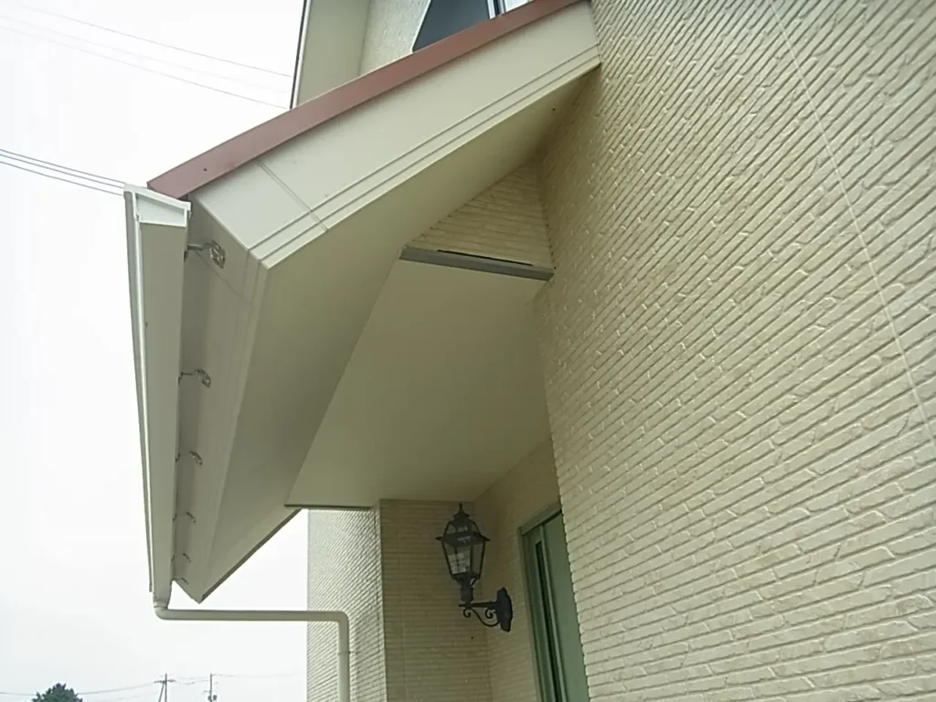 玄関の庇